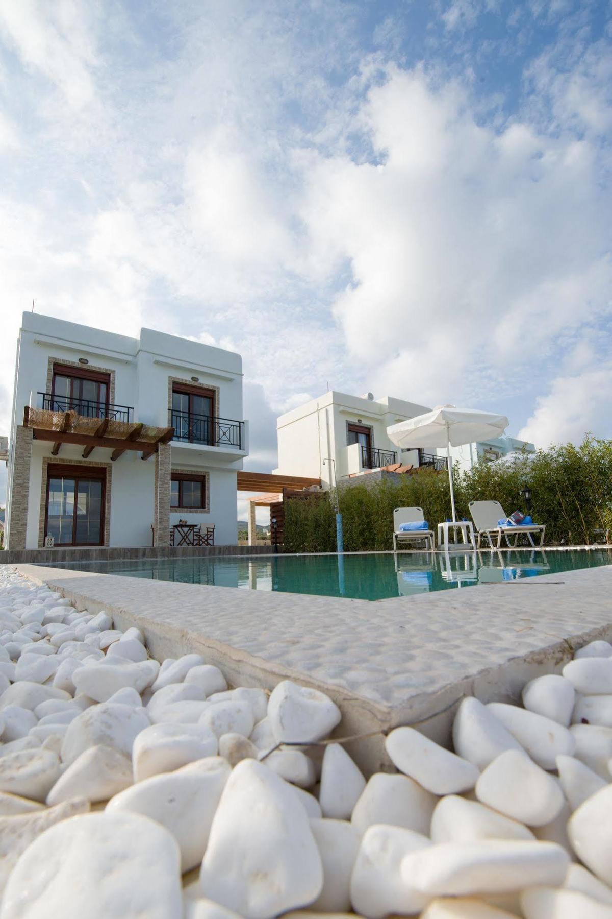 Petra Villas Gennadi Exterior foto